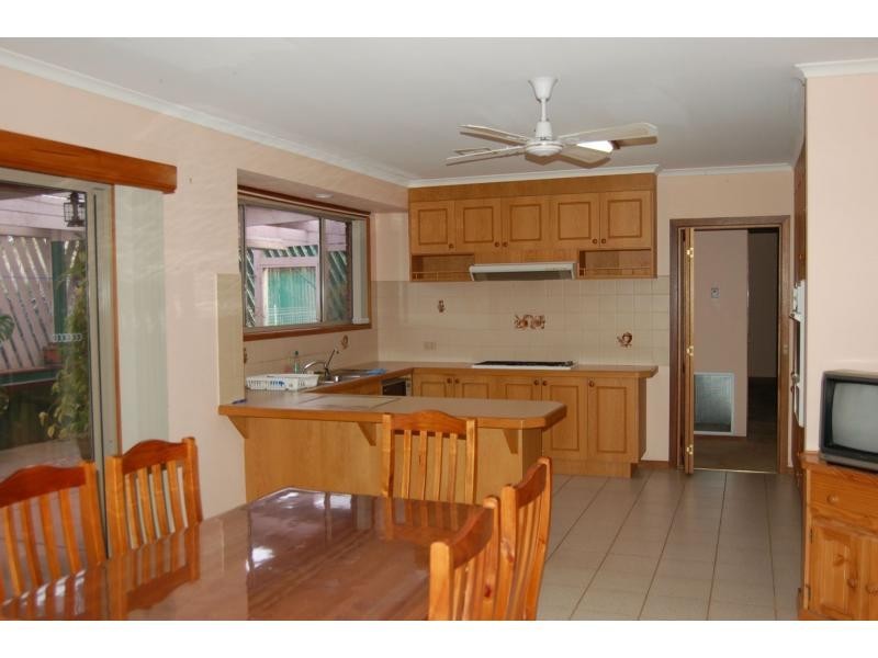 10 Barry Street, Bacchus Marsh VIC 3340