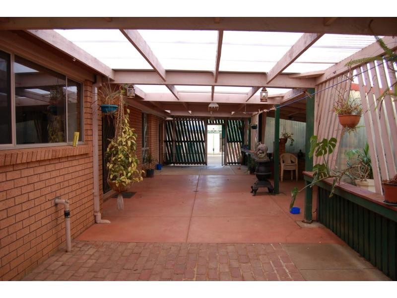 10 Barry Street, Bacchus Marsh VIC 3340