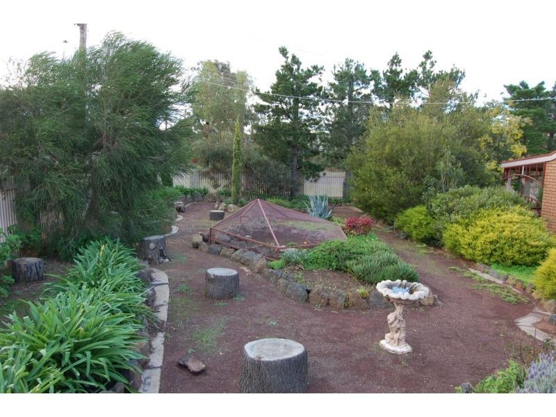 10 Barry Street, Bacchus Marsh VIC 3340