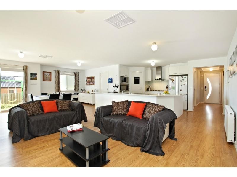 4 Lilly Pilly Court, Darley VIC 3340