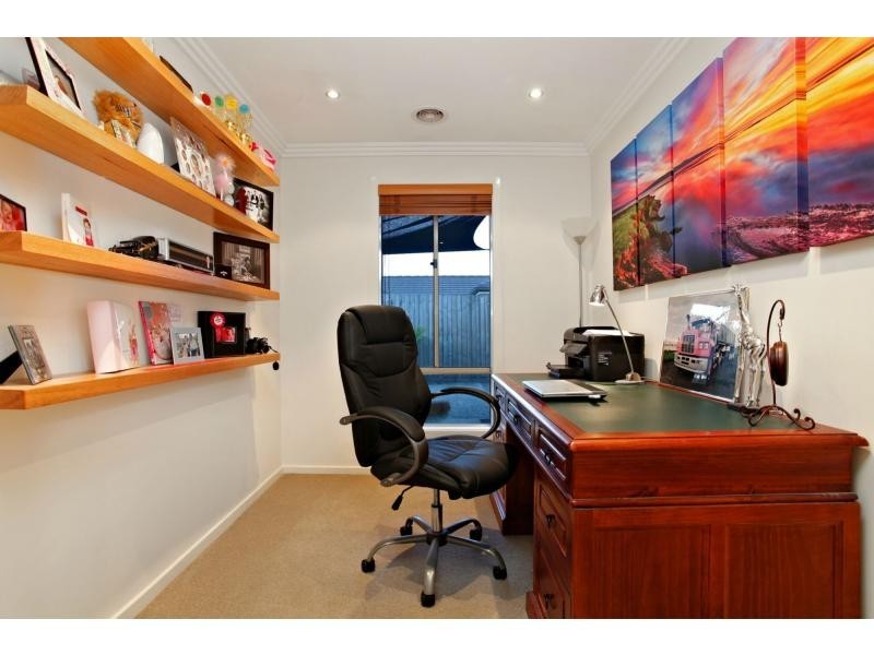 27 Burbidge Drive, Panorama Estate, Bacchus Marsh VIC 3340
