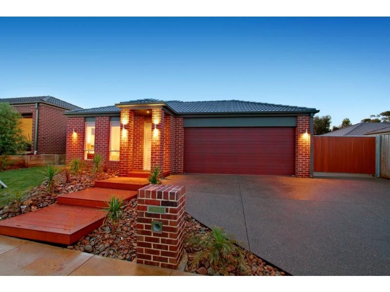 27 Burbidge Drive, Panorama Estate, Bacchus Marsh VIC 3340