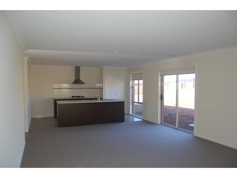 1 Eighth Mews, Maddingley VIC 3340