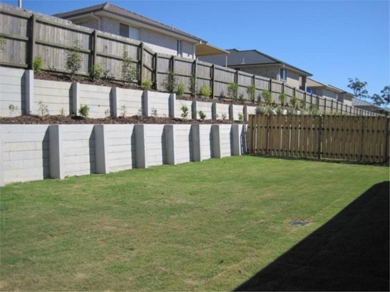 59 Charlton Street, Ormeau QLD 4208