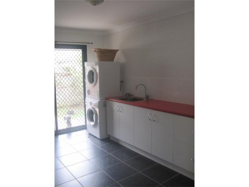 17 Bellthorpe Road, Ormeau QLD 4208