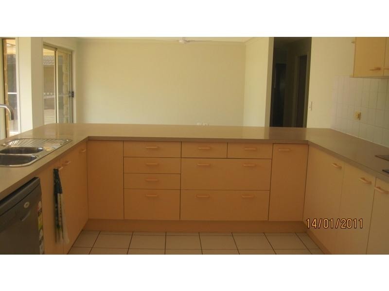 45 Vaughan Drive, Ormeau QLD 4208