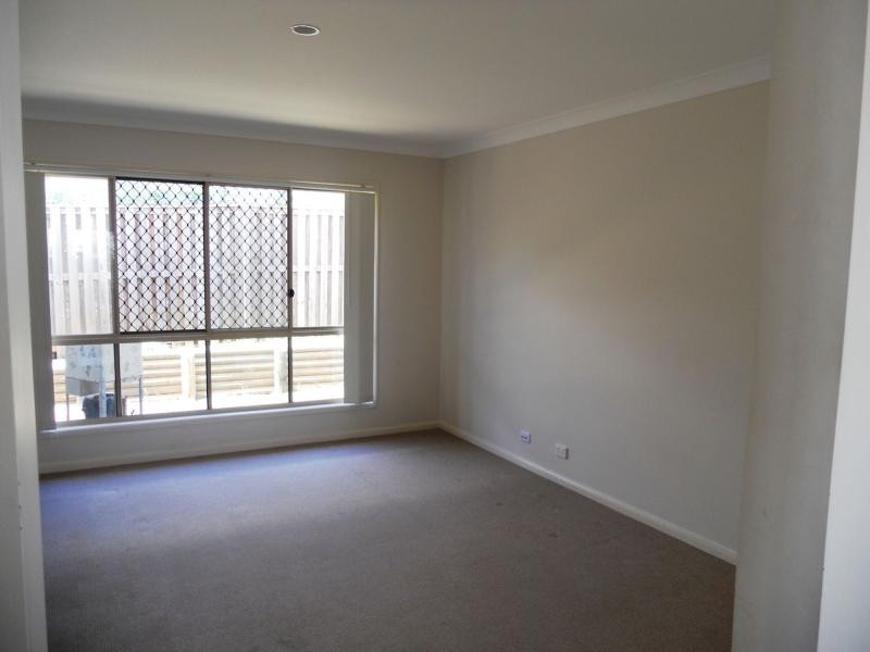 17 Penneshaw Crescent, Ormeau QLD 4208