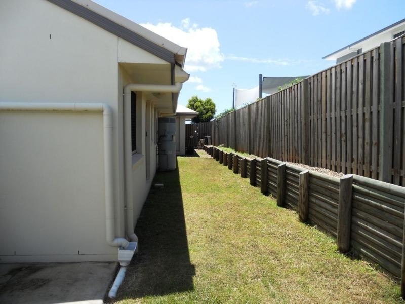 17 Penneshaw Crescent, Ormeau QLD 4208