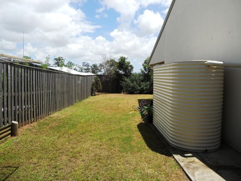 17 Penneshaw Crescent, Ormeau QLD 4208