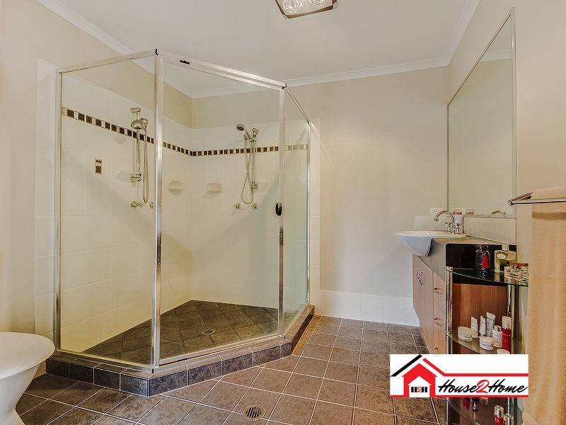 18 Callicoma Court, Ormeau QLD 4208