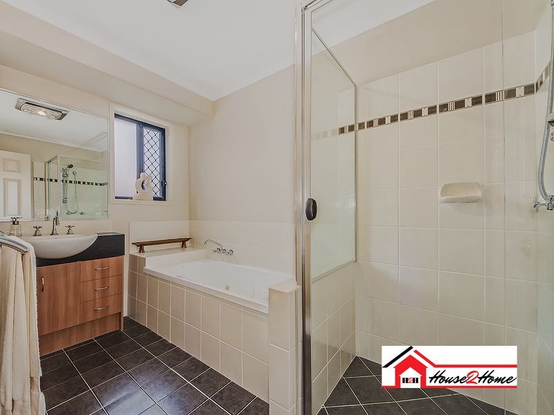 18 Callicoma Court, Ormeau QLD 4208