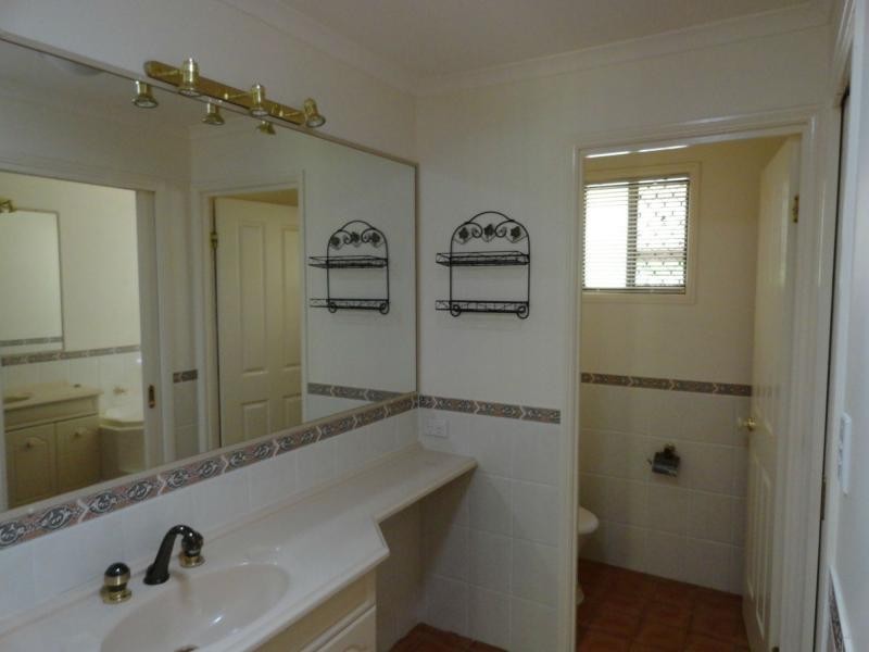 9 Kismet Court, Yatala QLD 4207