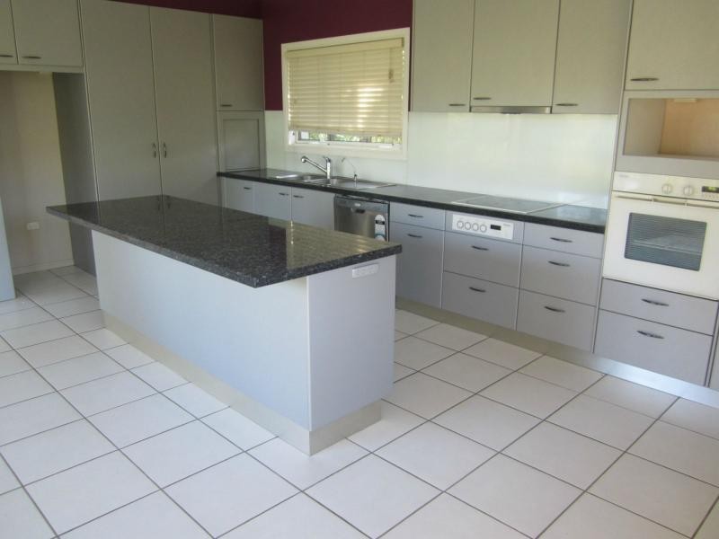 22 Vennor Drive, Ormeau QLD 4208