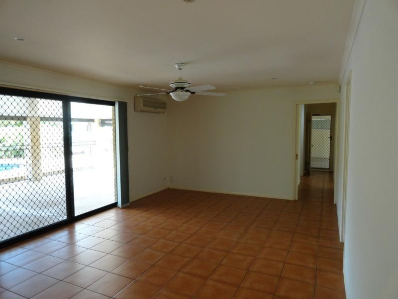 9 Kismet Court, Yatala QLD 4207