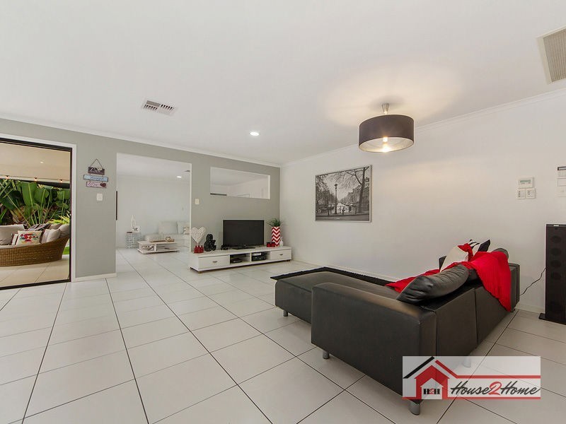 18 Bloomfield Court, Ormeau QLD 4208