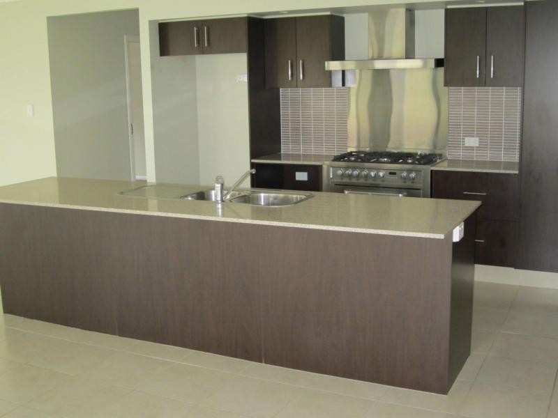 6 Auburn Court, Ormeau QLD 4208