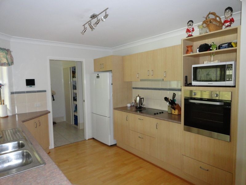 6 Norwood Court, Yatala QLD 4207