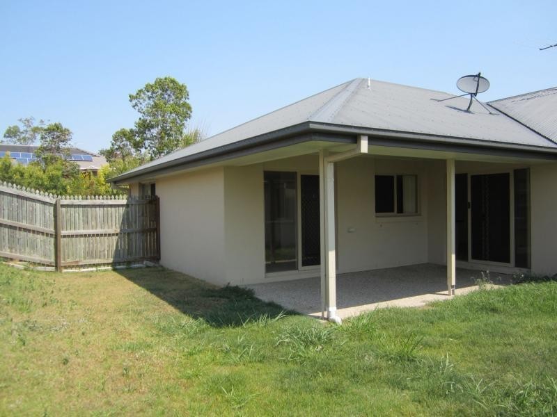 12 Lauradale Crescent, Ormeau QLD 4208