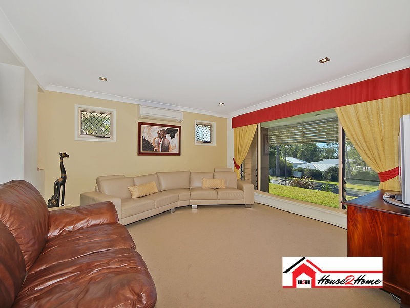 8 Peachester Close, Jacobs Ridge, Ormeau QLD 4208