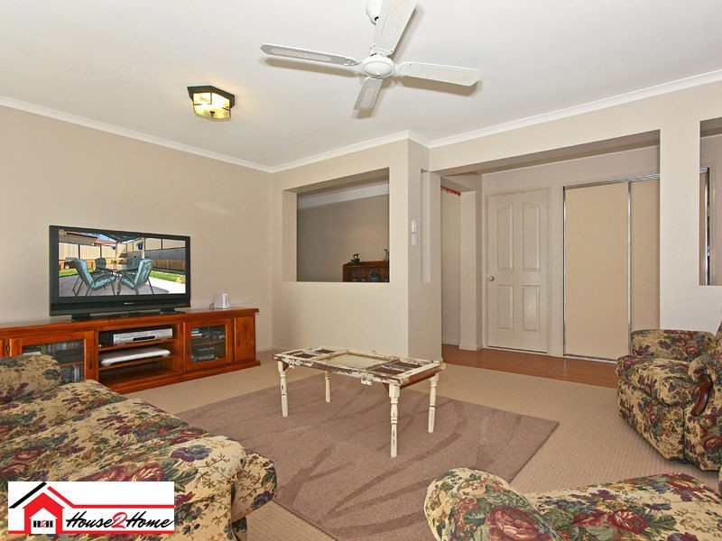 8 Macintosh Court, Ormeau QLD 4208