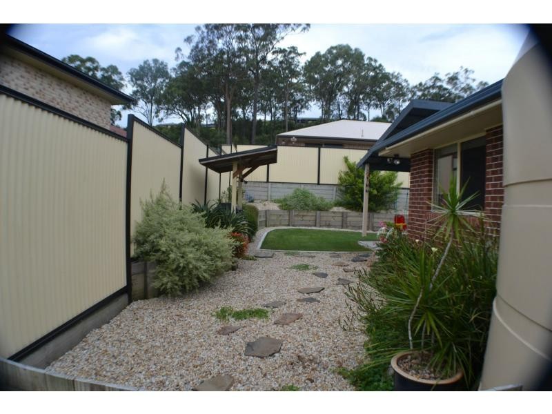 8 Macintosh Court, Ormeau QLD 4208