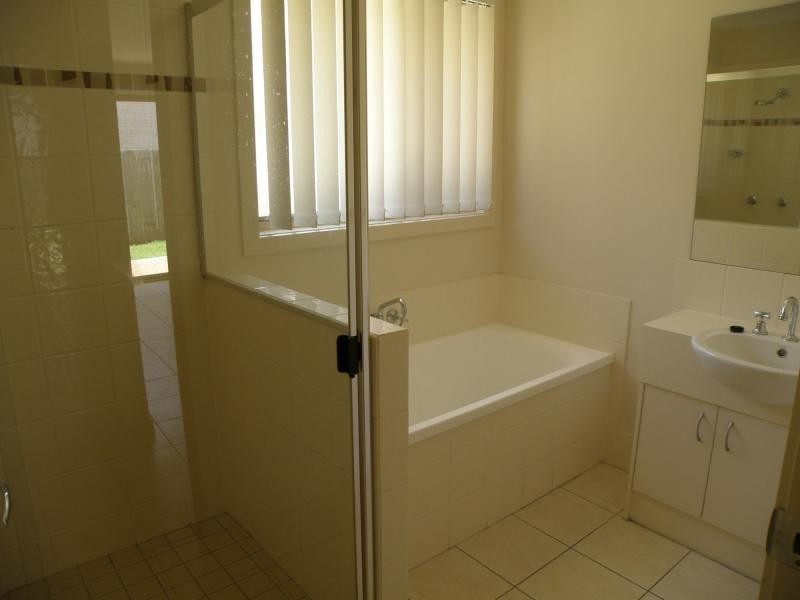 19 Moonie Drive, Coomera QLD 4209