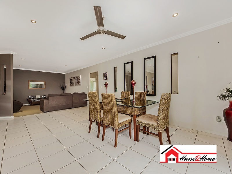 12 Pincally Crescent, Ormeau QLD 4208