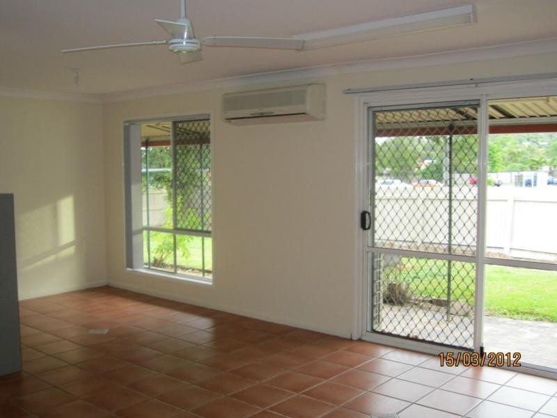 38 Schweitzer Street, Mount Warren Park QLD 4207