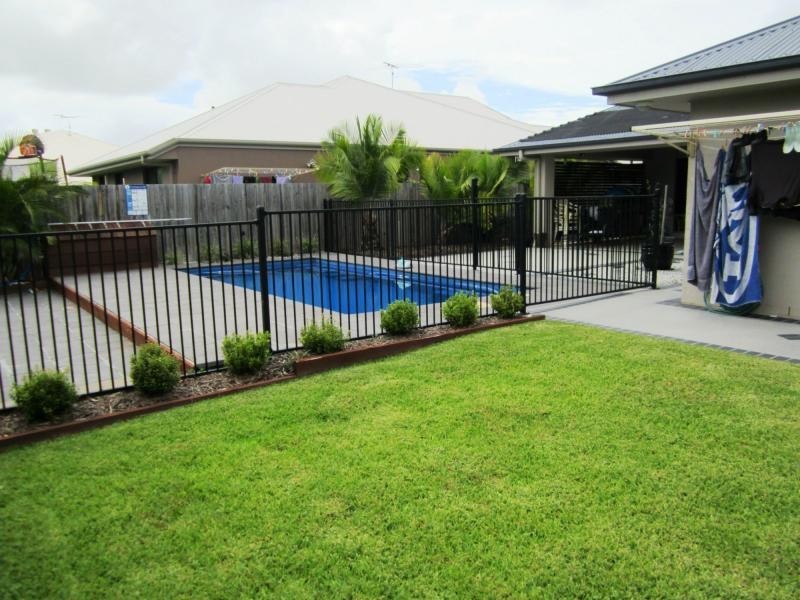 10 Lynbrook Avenue, Ormeau QLD 4208