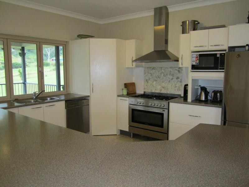 75 Shaws Pocket Road, Cedar Creek QLD 4207