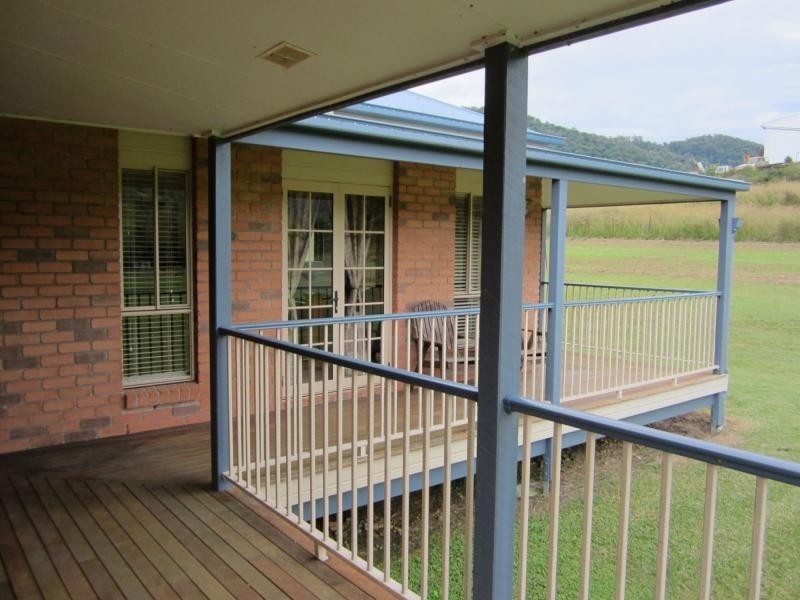 75 Shaws Pocket Road, Cedar Creek QLD 4207