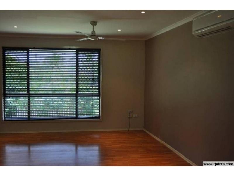 5 Schweitzer Street, Mount Warren Park QLD 4207