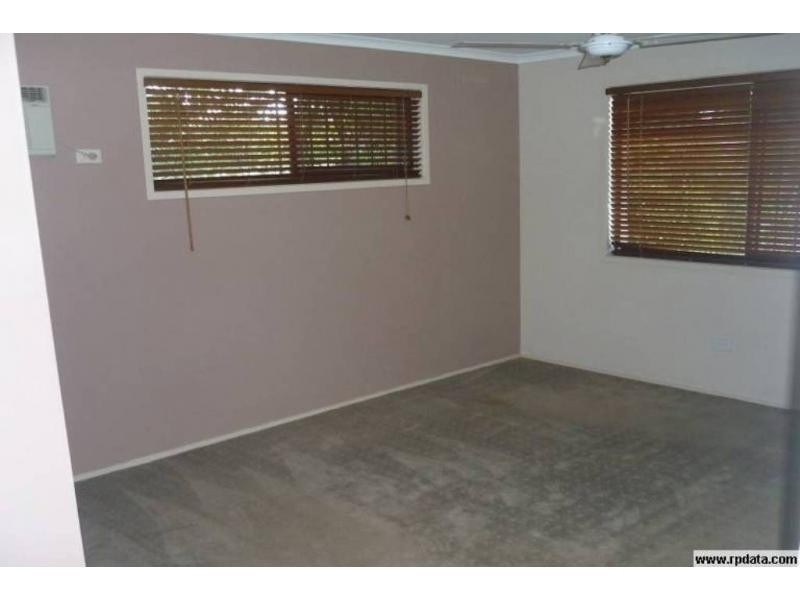5 Schweitzer Street, Mount Warren Park QLD 4207