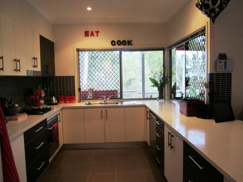 4 Flaxton Street, Ormeau QLD 4208