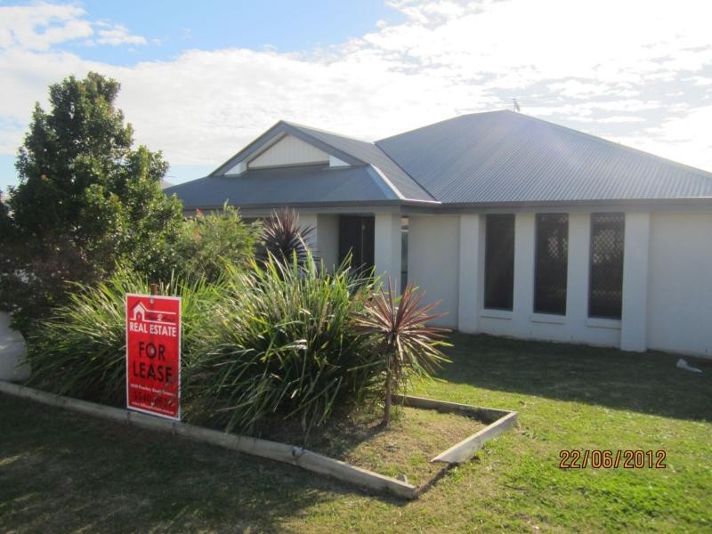 16 Summerlea Crescent, Jacobs Ridge, Ormeau QLD 4208