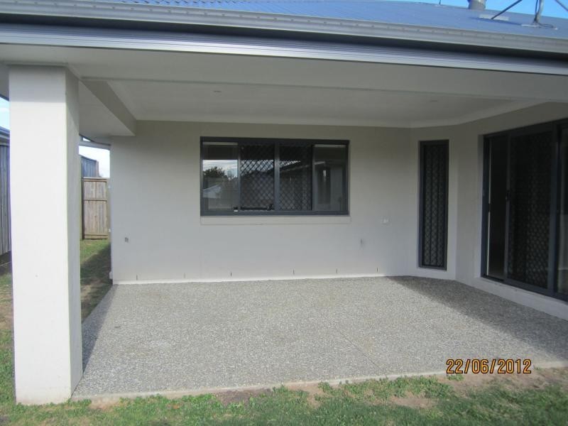 16 Summerlea Crescent, Jacobs Ridge, Ormeau QLD 4208