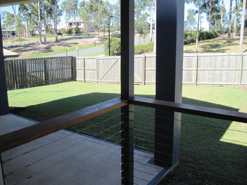 4 Peachester Close, Ormeau QLD 4208
