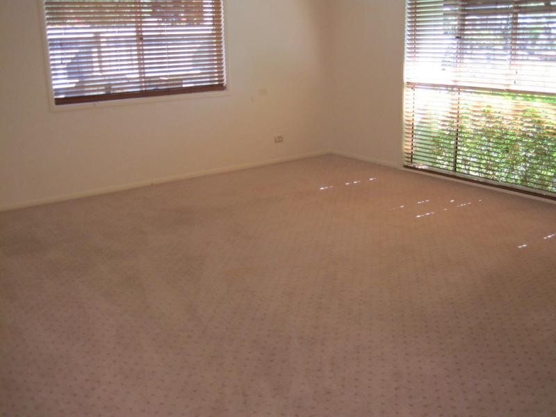 4 Peachester Close, Ormeau QLD 4208