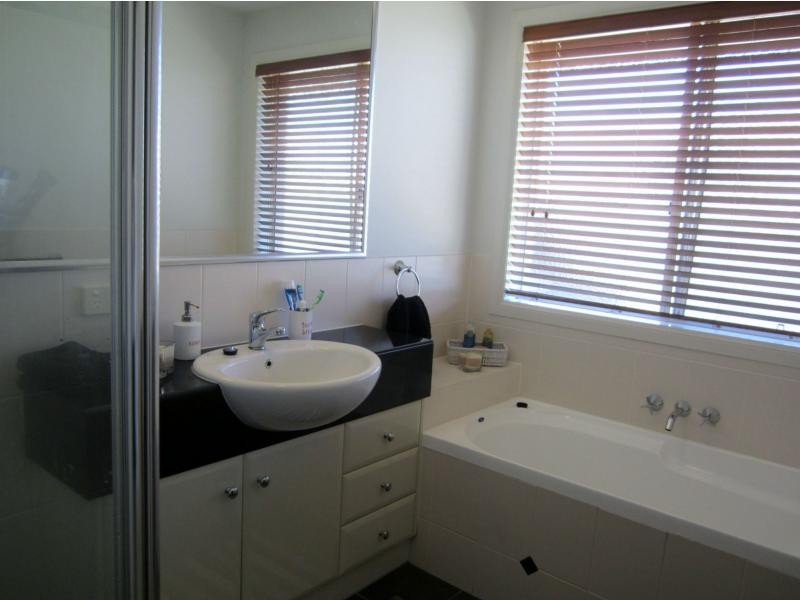 96 Karall Street, Ormeau QLD 4208