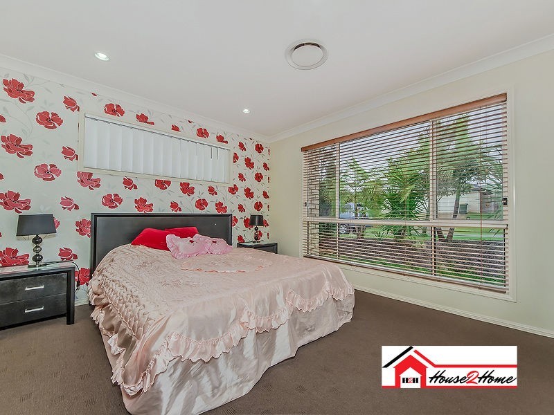 30 Paris Parade, Ormeau QLD 4208