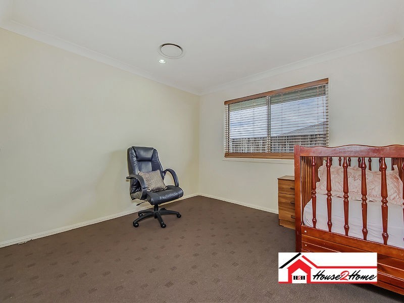 30 Paris Parade, Ormeau QLD 4208