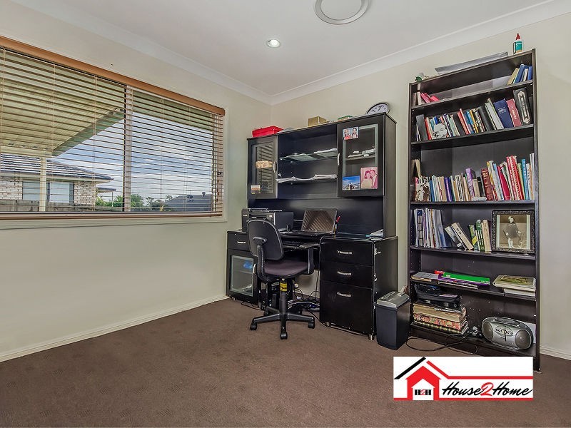 30 Paris Parade, Ormeau QLD 4208