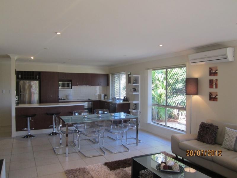 66 Halfway Drive, Ormeau QLD 4208