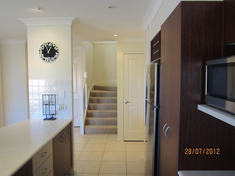 66 Halfway Drive, Ormeau QLD 4208