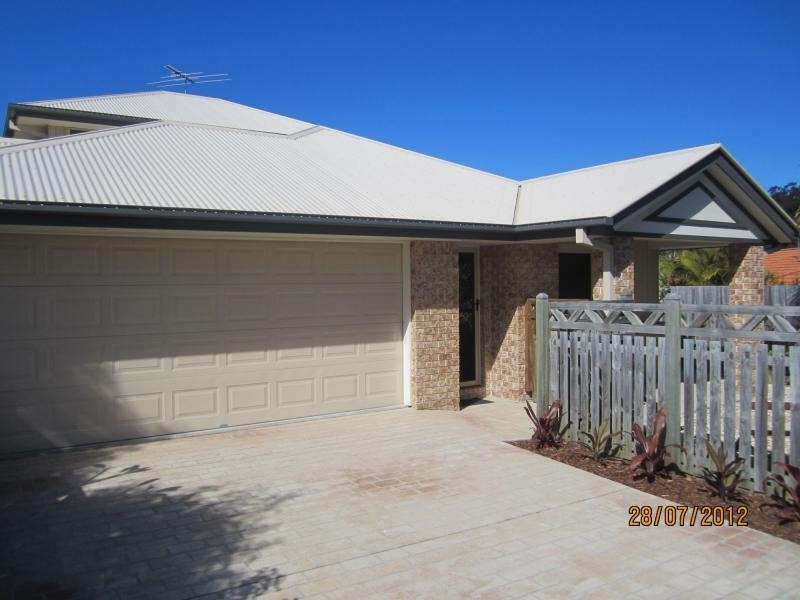 66 Halfway Drive, Ormeau QLD 4208