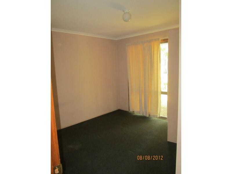 4/12 Albert Street, Eagleby QLD 4207