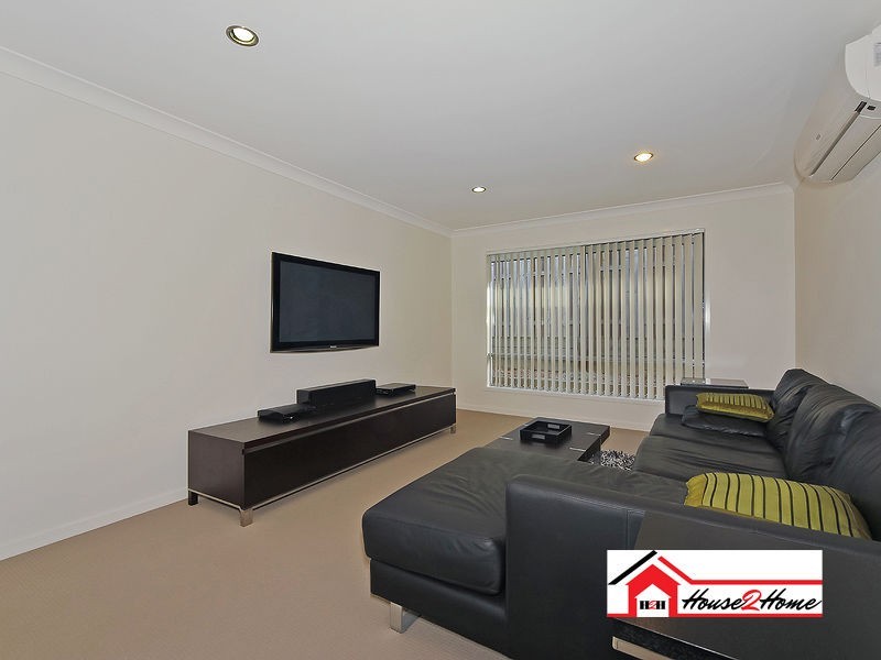 11 Olivevale Street, Ormeau QLD 4208