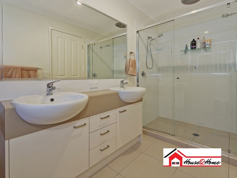 11 Olivevale Street, Ormeau QLD 4208