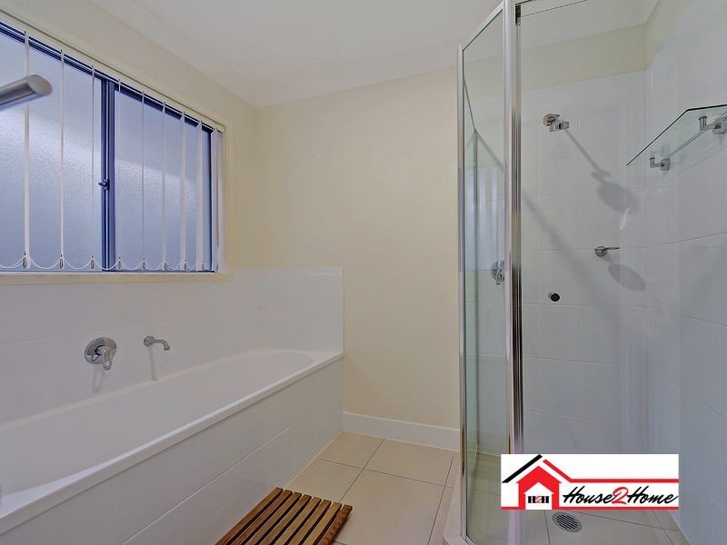 11 Olivevale Street, Ormeau QLD 4208