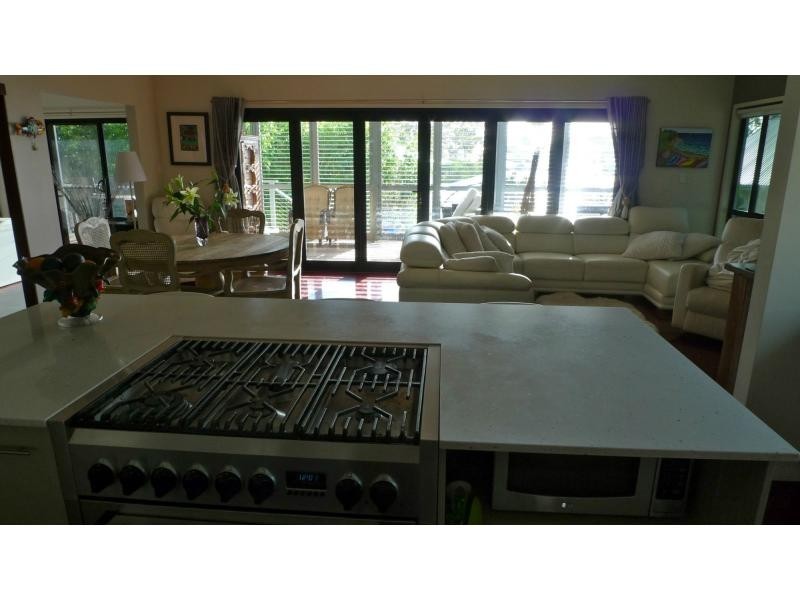 5 Peachester Close, Ormeau QLD 4208